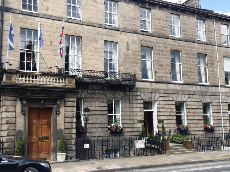 Royal Scots Club Hotel Edimburgo Esterno foto