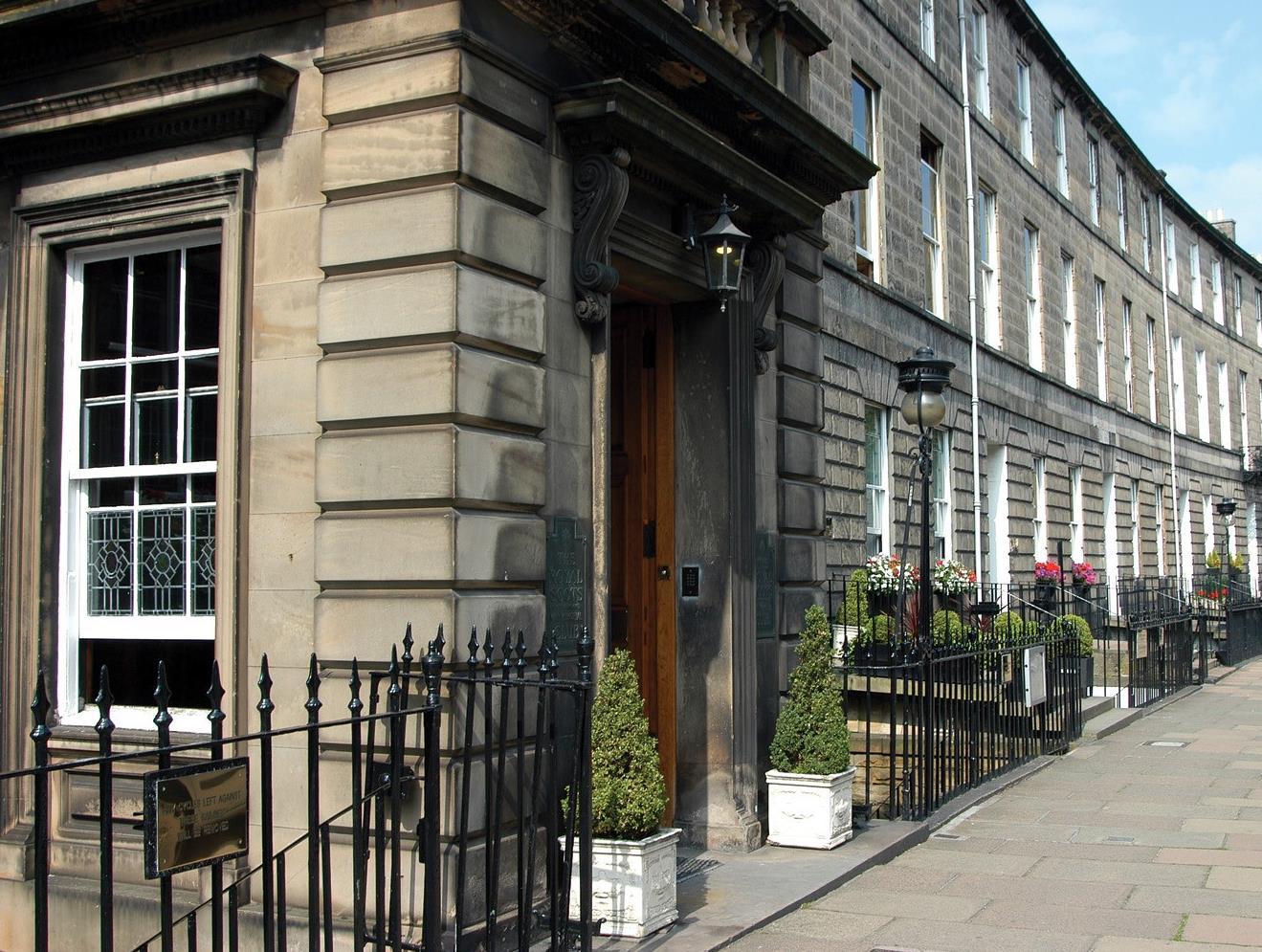 Royal Scots Club Hotel Edimburgo Esterno foto